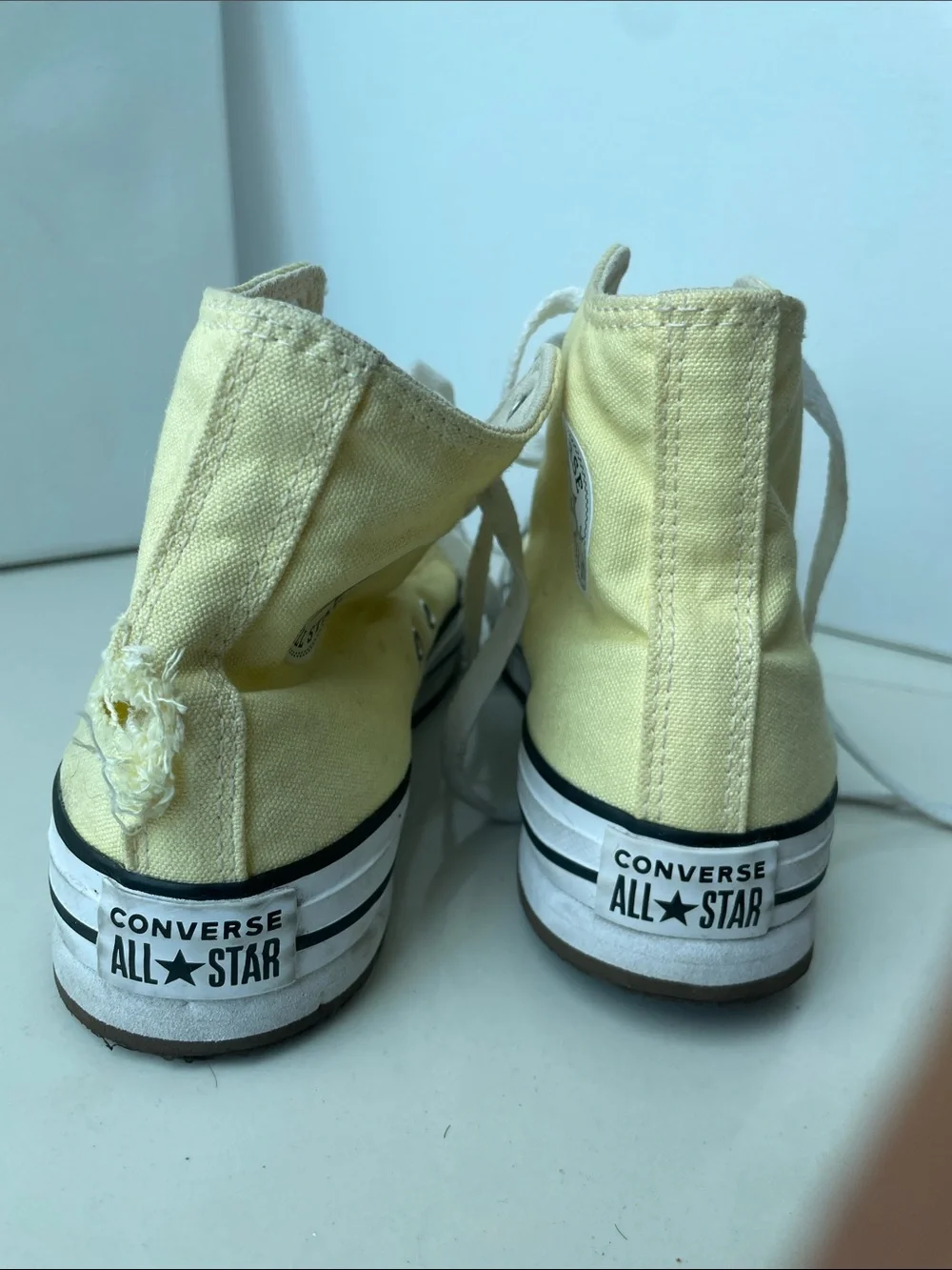 Converse high top